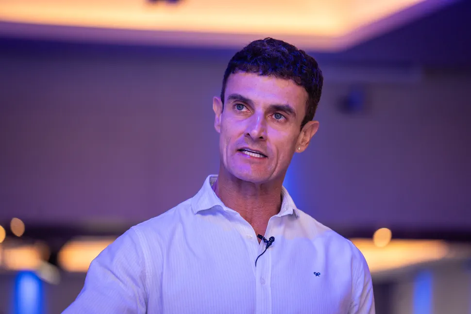 Dr. Diego Peydro at a MasterCOIP event