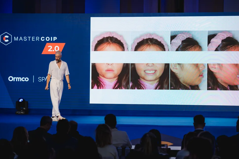 Dr. Iván Malagón at a MasterCOIP event